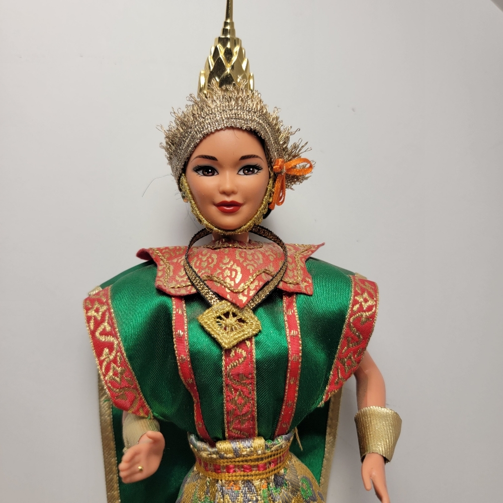 Thai Barbie Dolls Of The World Collection 1998 Vintage - Picture 7 of 10